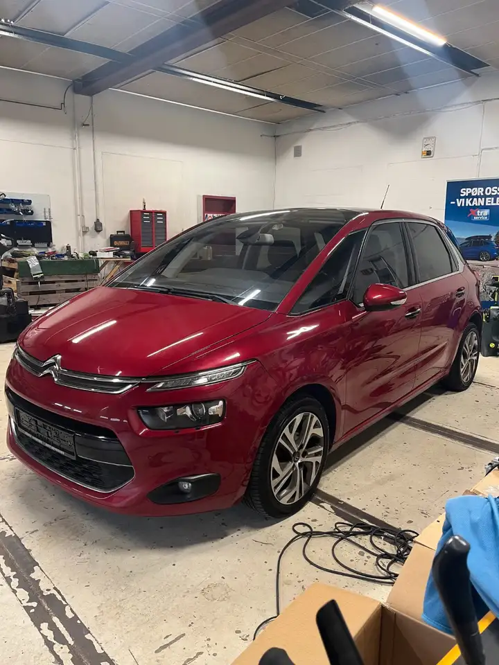 Citroen C4 Picasso 1.6 HDi Black Top Exclusive FAP