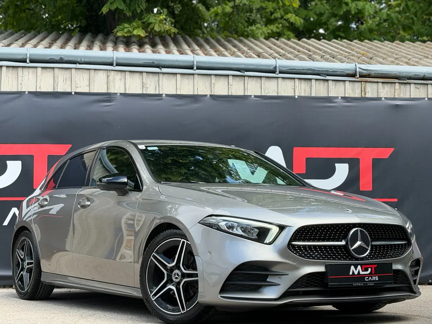 Mercedes-Benz A 200 A 200 d AUT.|AMG-LINE|WIDESCREEN|BURMESTER|AMBIENT Grau - 2