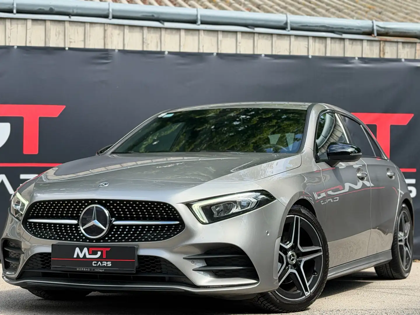 Mercedes-Benz A 200 A 200 d AUT.|AMG-LINE|WIDESCREEN|BURMESTER|AMBIENT Grau - 1