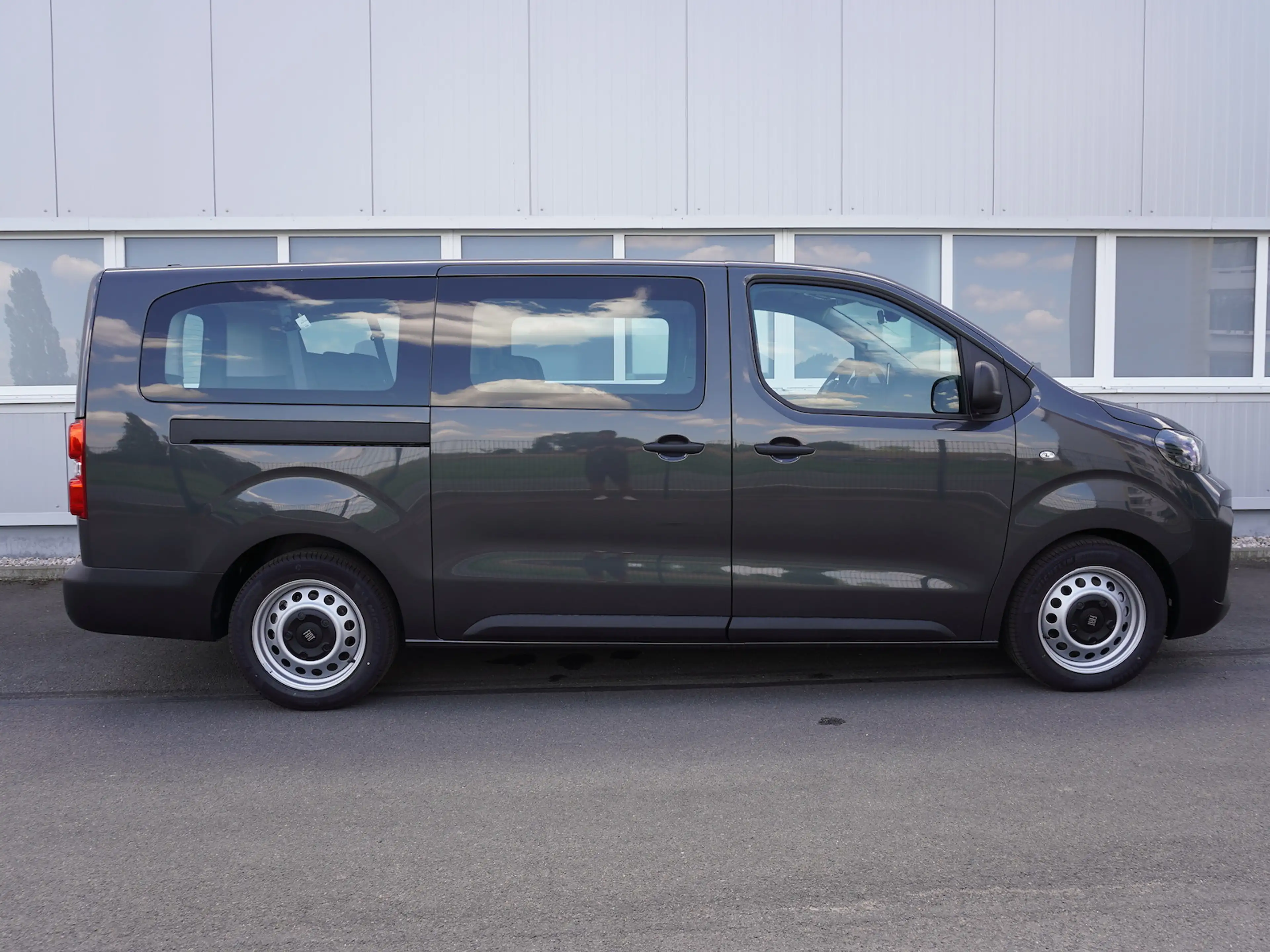 Fiat Scudo Kombi XL 180 AT/ 9-Sitzer / AHK — photo 3