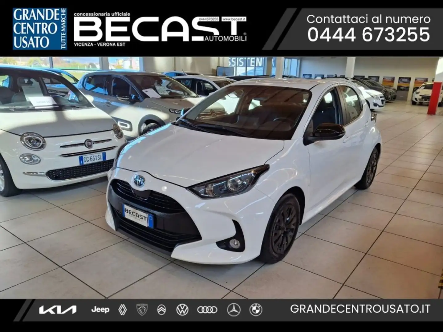 Toyota Yaris 1.5 Hybrid 5 porte Business - PROMO K73 Bianco - 1
