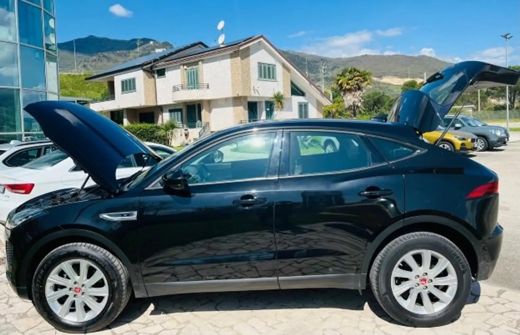 Jaguar E-Pace 2.0d i4 S AWD 150cv auto My19 Flash Promo!!! Nero - 1