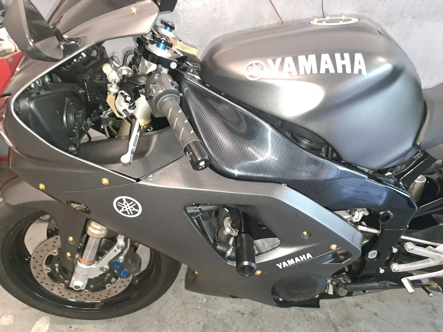 Yamaha YZF-R1 Yamaha r1 sportiva Noir - 1