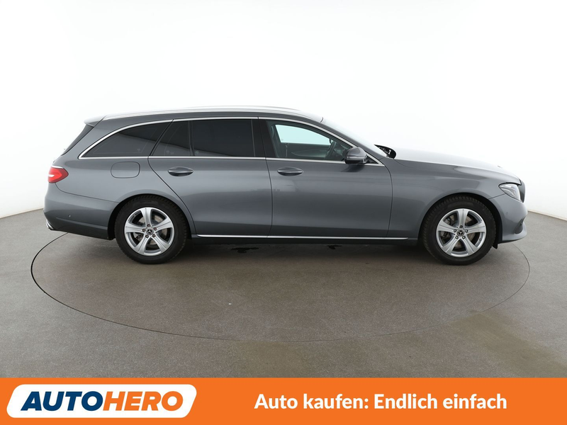 Mercedes-Benz E 220 E 220 d T 4Matic Avantgarde Aut. *NAVI*LED*PDC*SHZ — photo 7