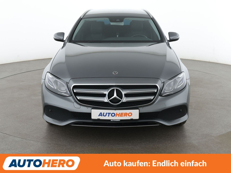 Mercedes-Benz E 220 E 220 d T 4Matic Avantgarde Aut. *NAVI*LED*PDC*SHZ — photo 9