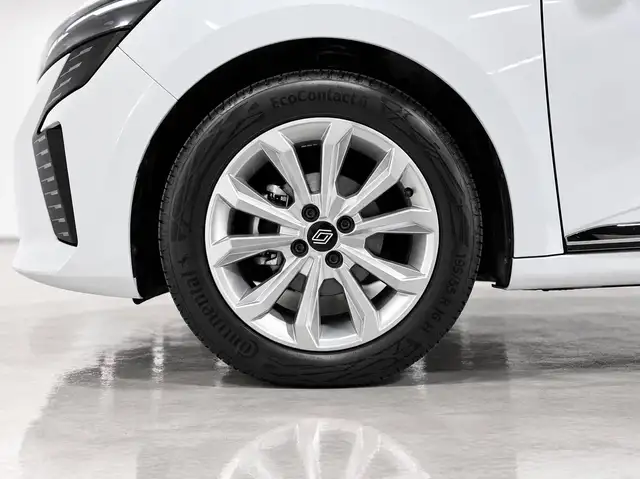 Renault Clio view 6