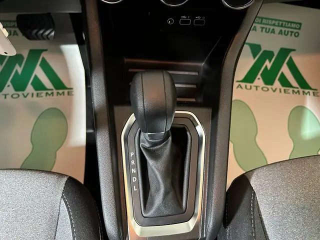 Renault Clio view 16