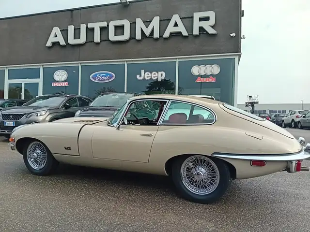 Jaguar E-Type Coupè V6 4.2 restauro completo