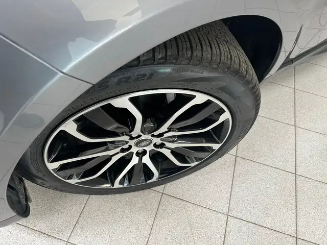 Land Rover Range Rover Sport view 30