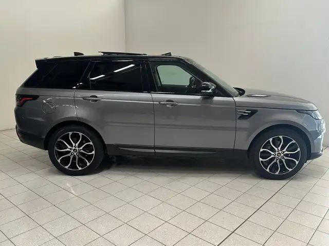 Land Rover Range Rover Sport view 6