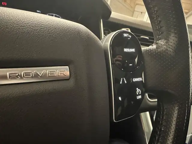 Land Rover Range Rover Sport view 21