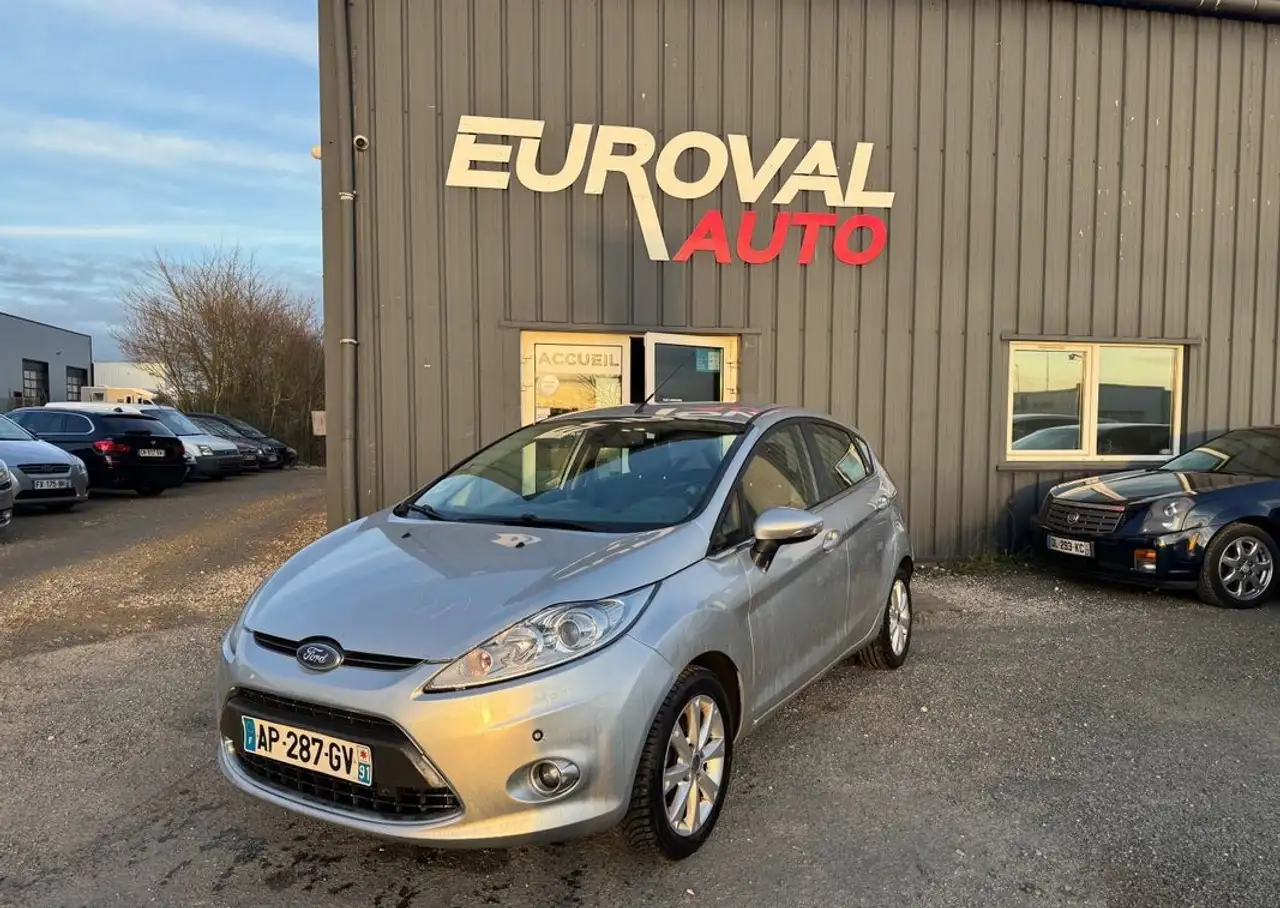 Ford Fiesta 1.4 tdci 68ch ghia 5p