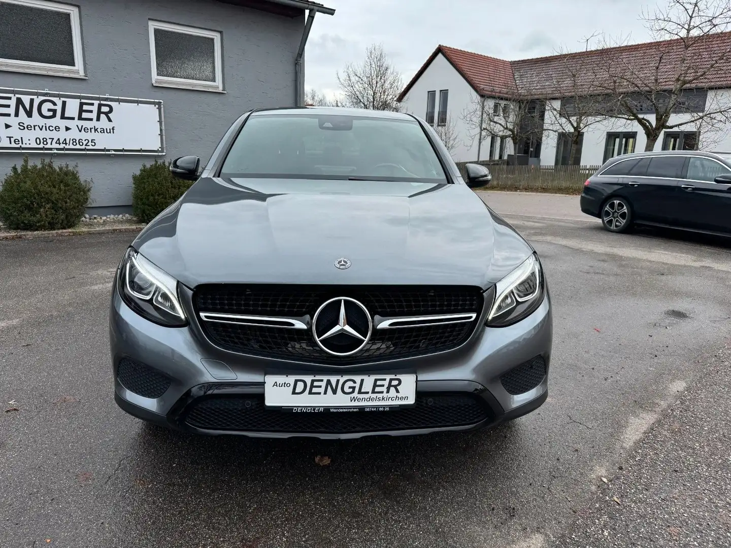 Mercedes-Benz GLC 220 d 4-matic Coupe,SHD,AHK,LED,AMG innen, Grau - 1