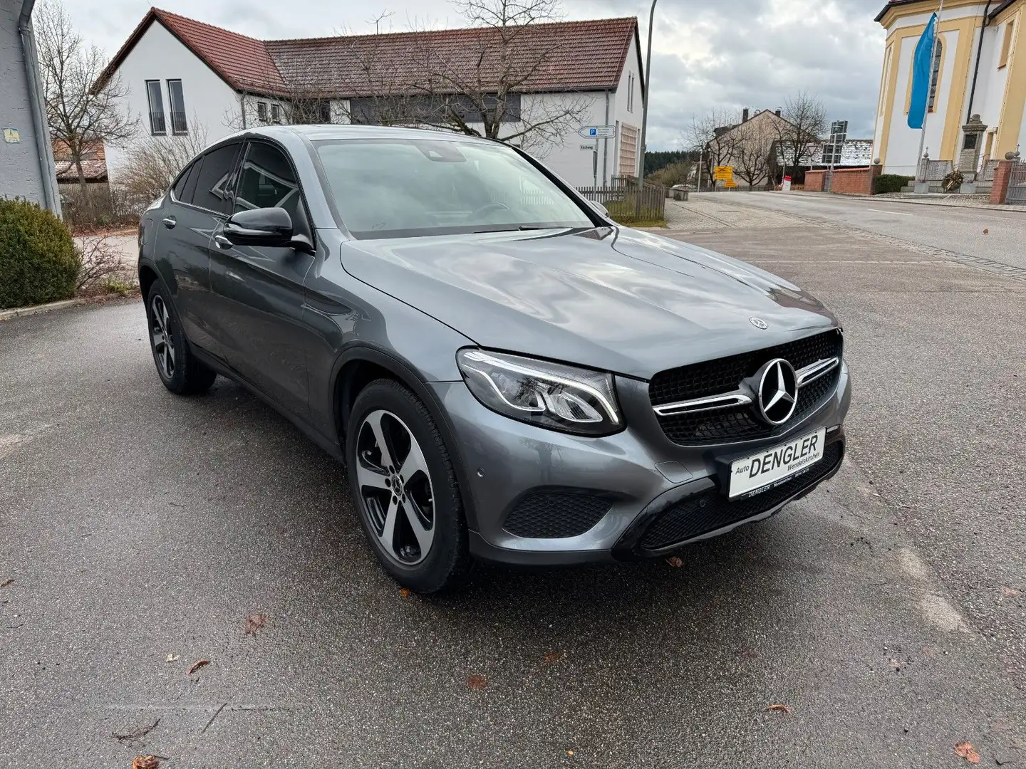 Mercedes-Benz GLC 220 d 4-matic Coupe,SHD,AHK,LED,AMG innen, Grau - 2
