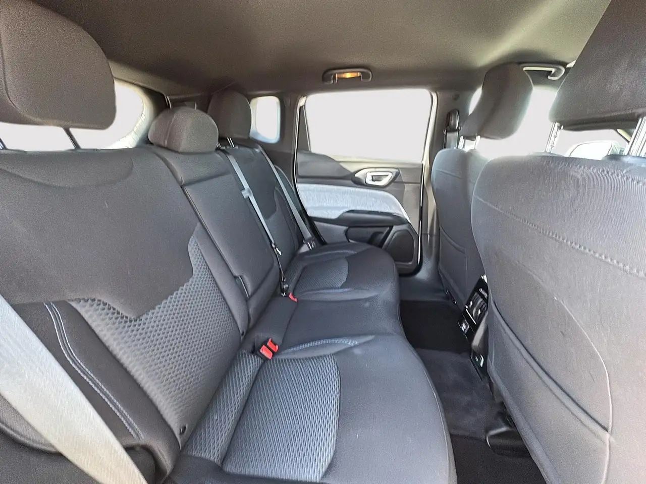 Jeep Compass снимка Jeep Compass