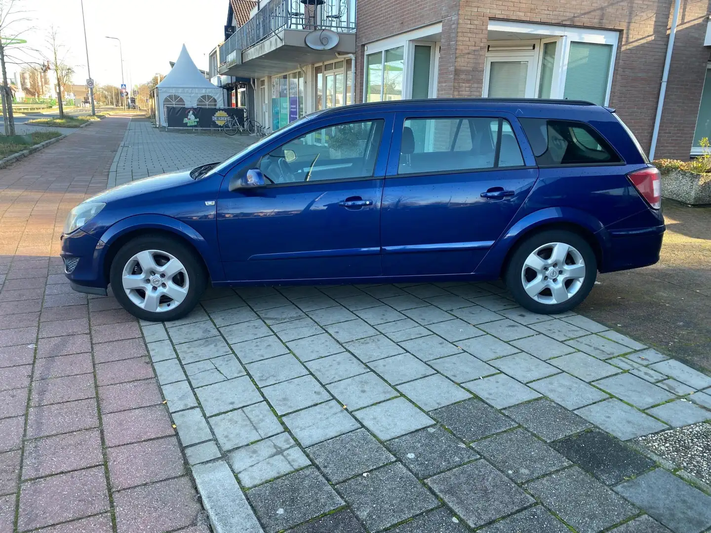 Opel Astra Wagon 1.4 Essentia cruiscontrol airco el ramen tre Bleu - 2