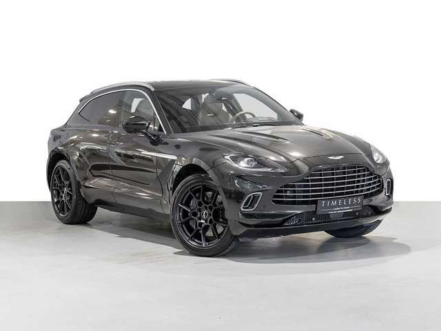 Imagine Aston Martin DBX -Minotaur Green-
