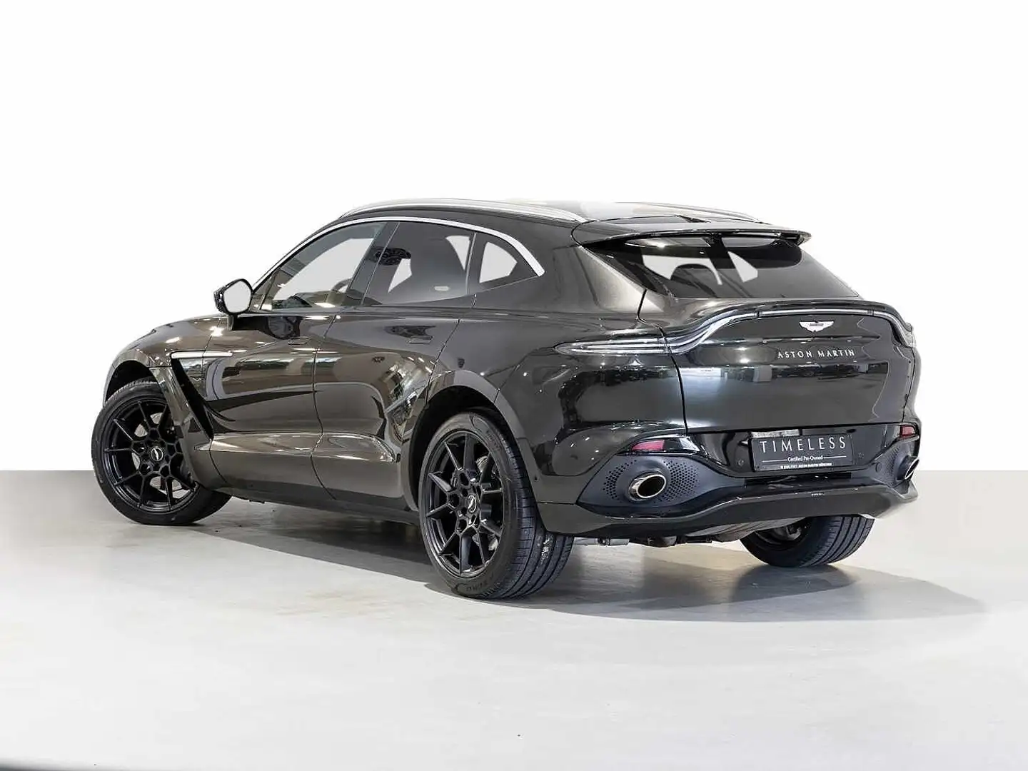 Aston Martin DBX -Minotaur Green- Grün - 2
