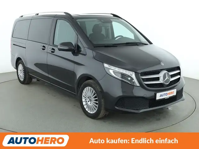 Mercedes-Benz V-Class view 8