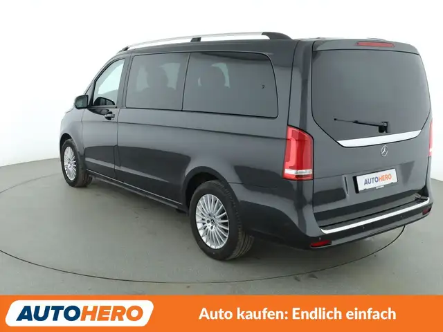 Mercedes-Benz V-Class view 4