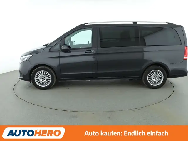 Mercedes-Benz V-Class view 3
