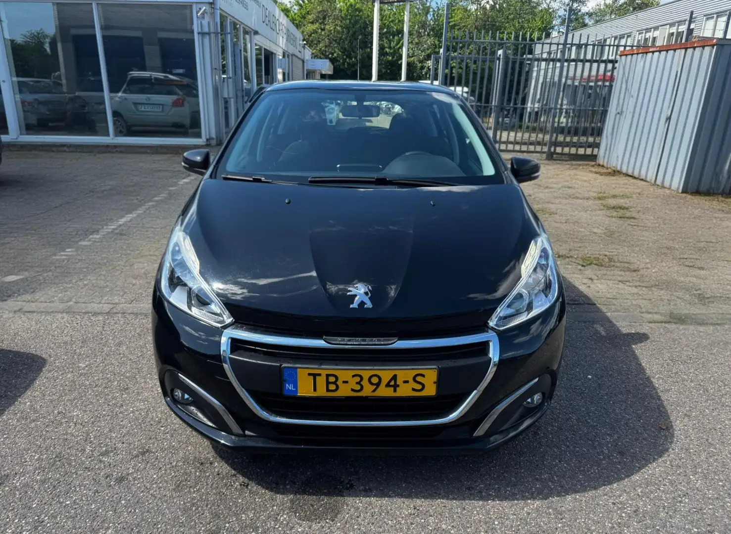 Peugeot 208 1.2 PureTech Blue Lion Schwarz - 2