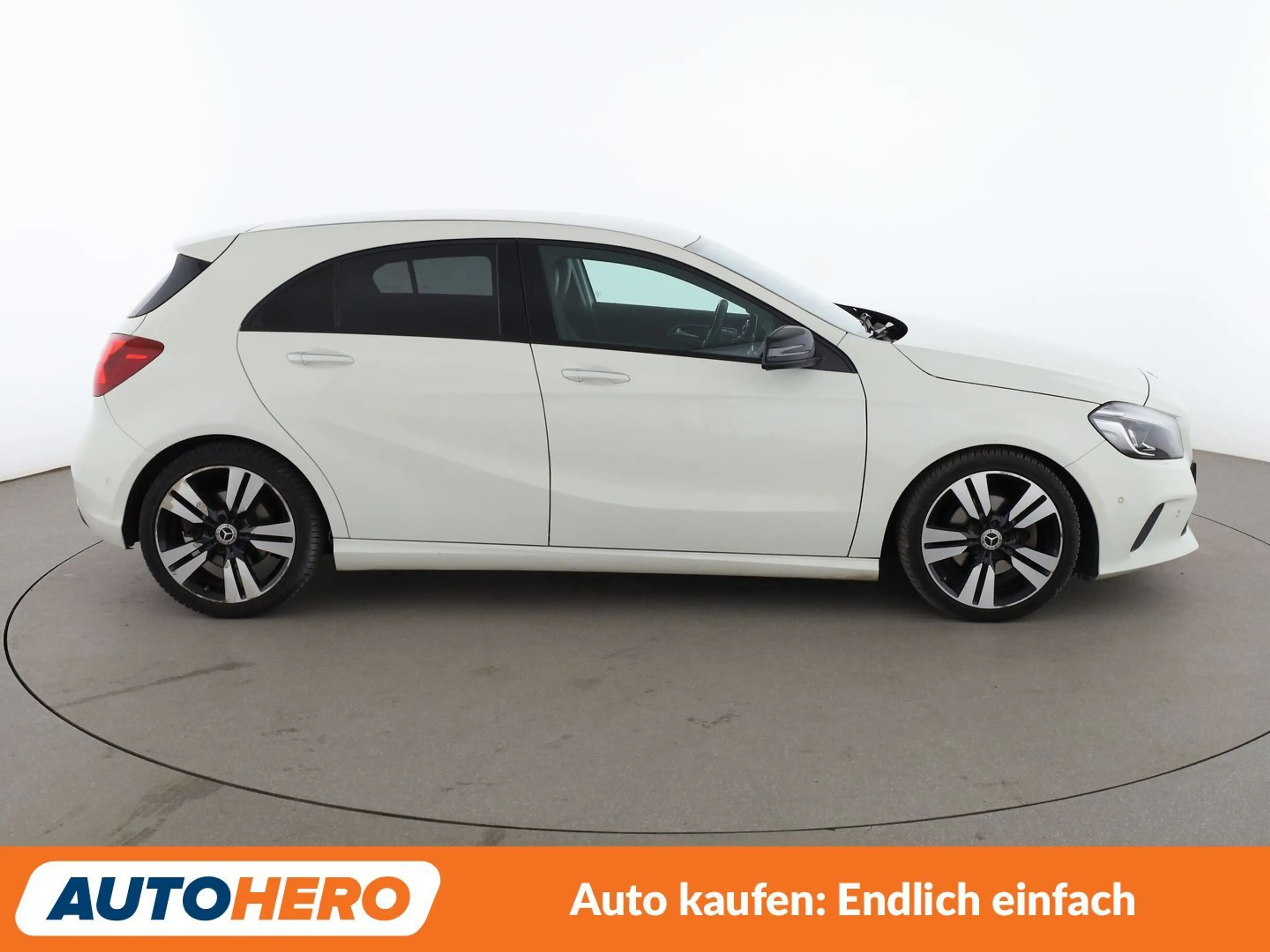 Mercedes-Benz A 220 A 220 4Matic Urban Aut*NAVI*LED*TEMPO*PDC*SHZ* — photo 7