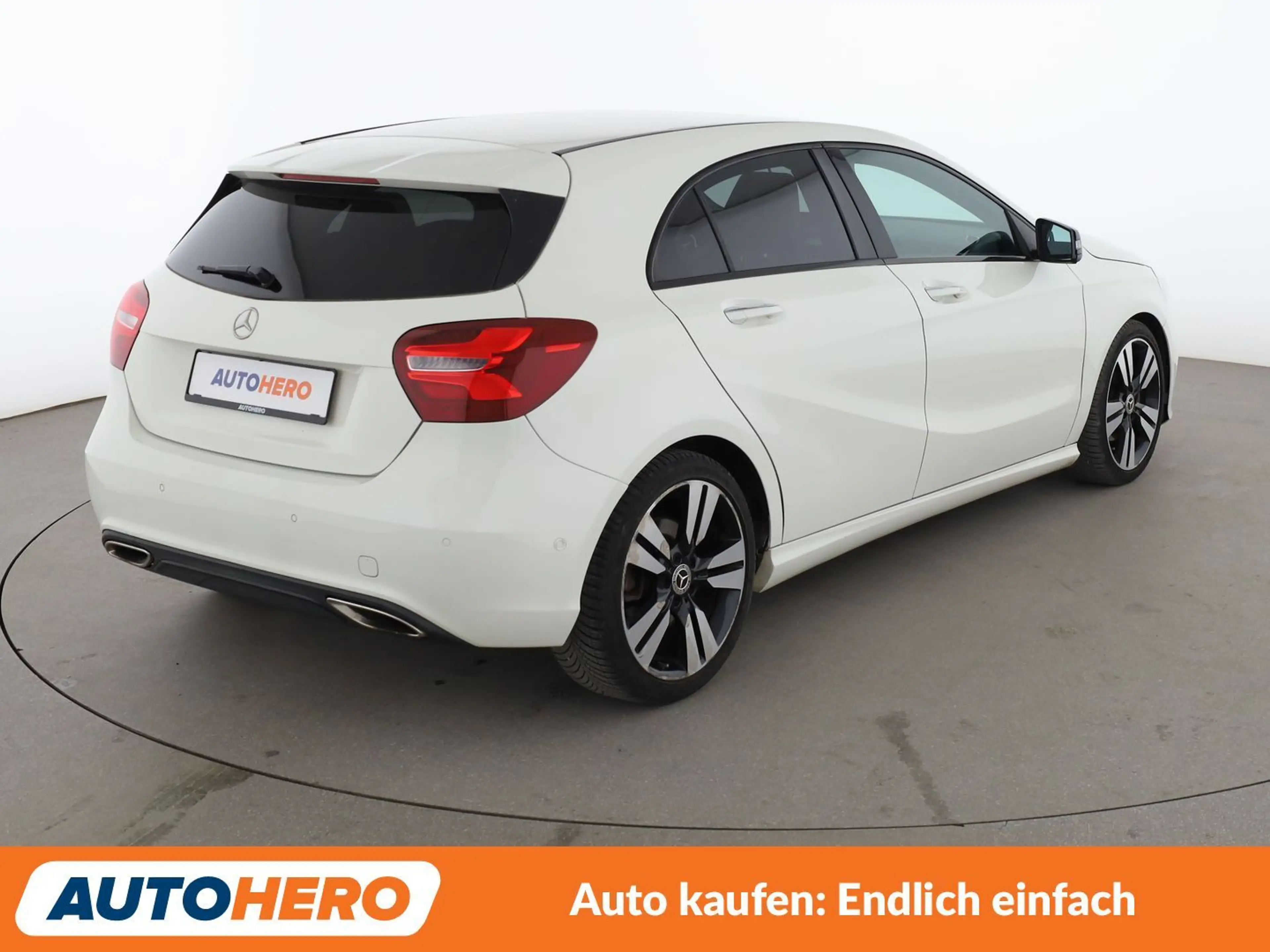 Mercedes-Benz A 220 A 220 4Matic Urban Aut*NAVI*LED*TEMPO*PDC*SHZ* — photo 6