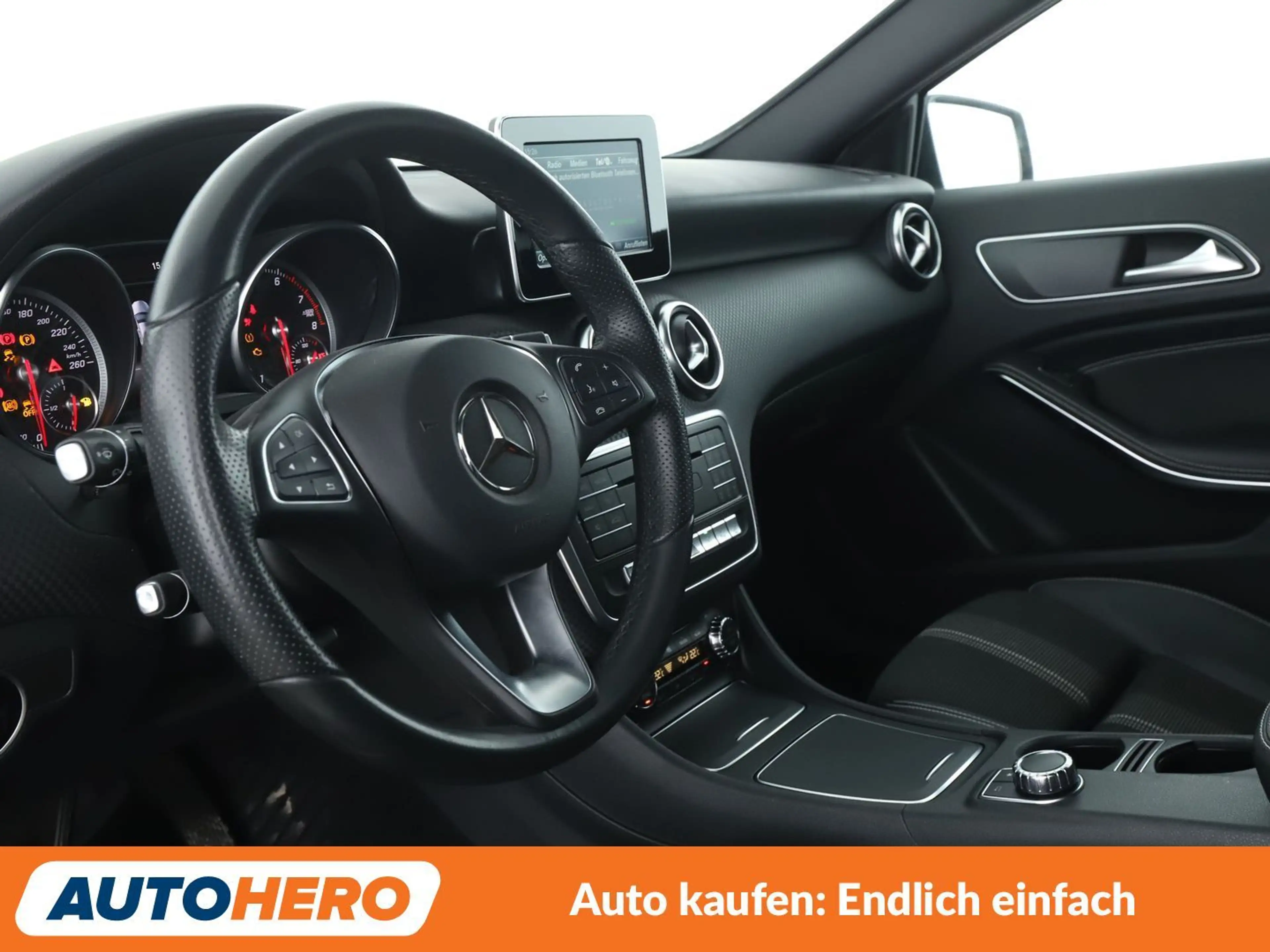 Mercedes-Benz A 220 A 220 4Matic Urban Aut*NAVI*LED*TEMPO*PDC*SHZ* — photo 11