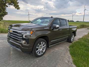 1500 `High Country`` 4x4 10 Gang Automatik