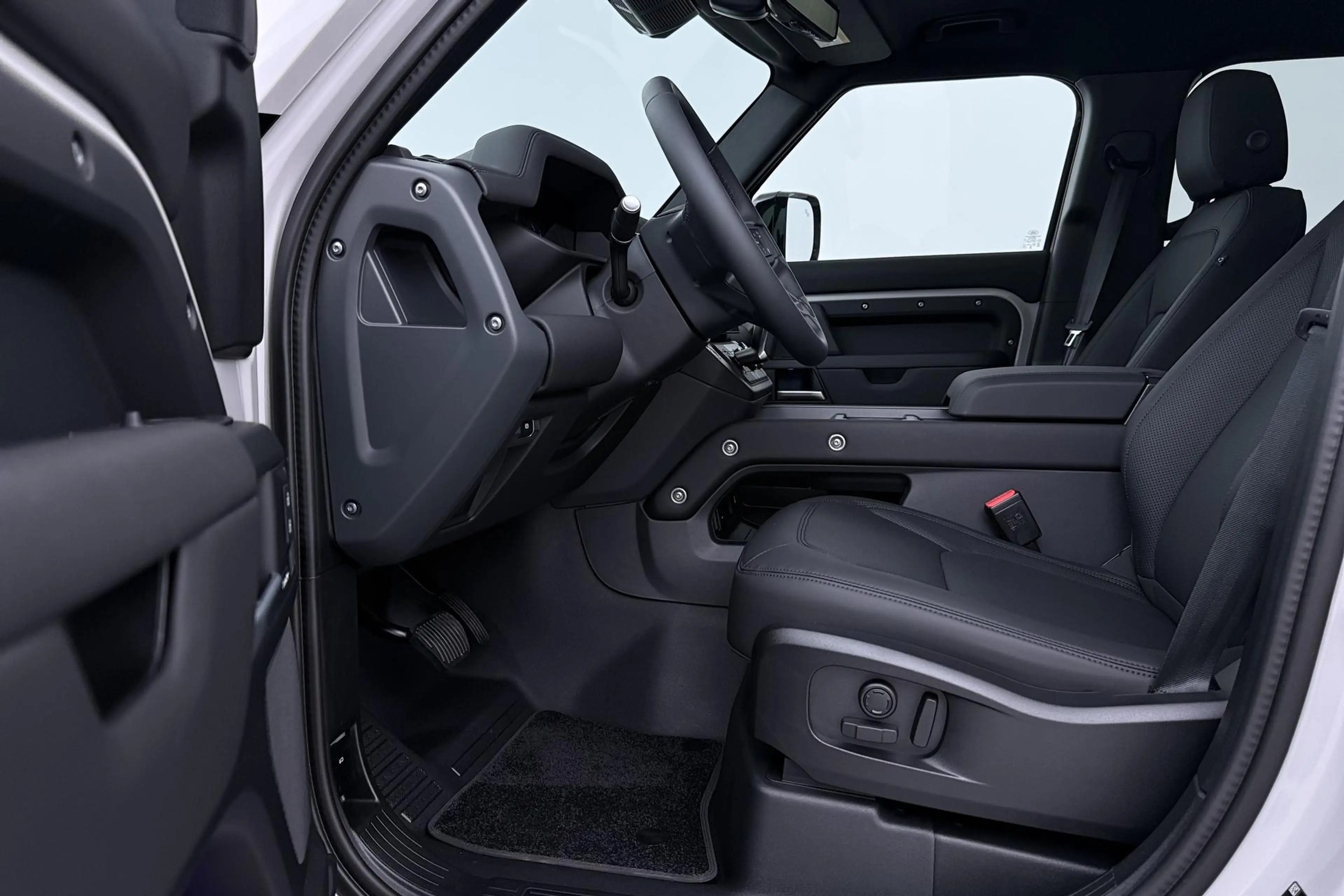 Land Rover Defender 110 P300e X-Dynamic SE | Luchtvering | ClearSight — photo 3