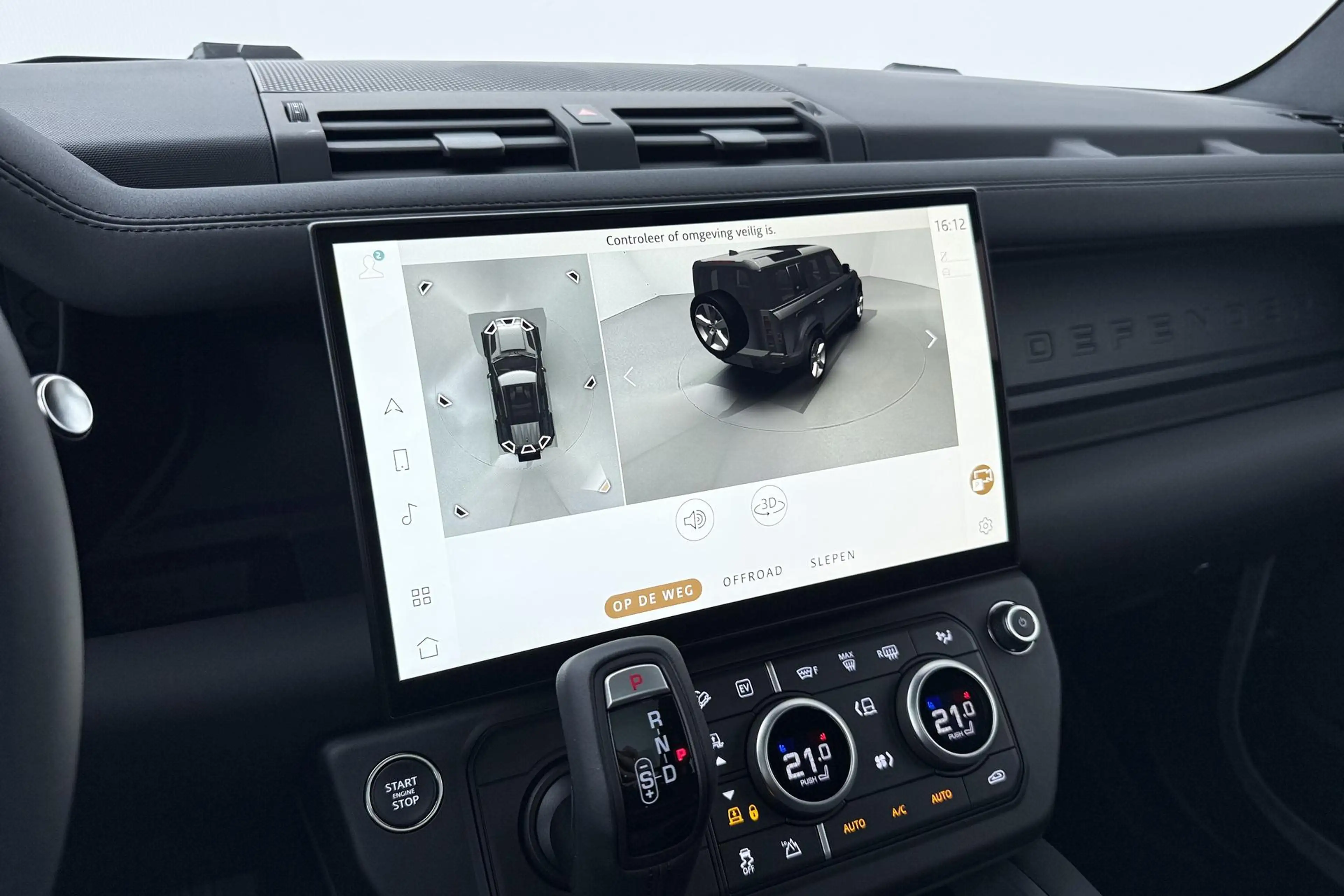Land Rover Defender 110 P300e X-Dynamic SE | Luchtvering | ClearSight — photo 27