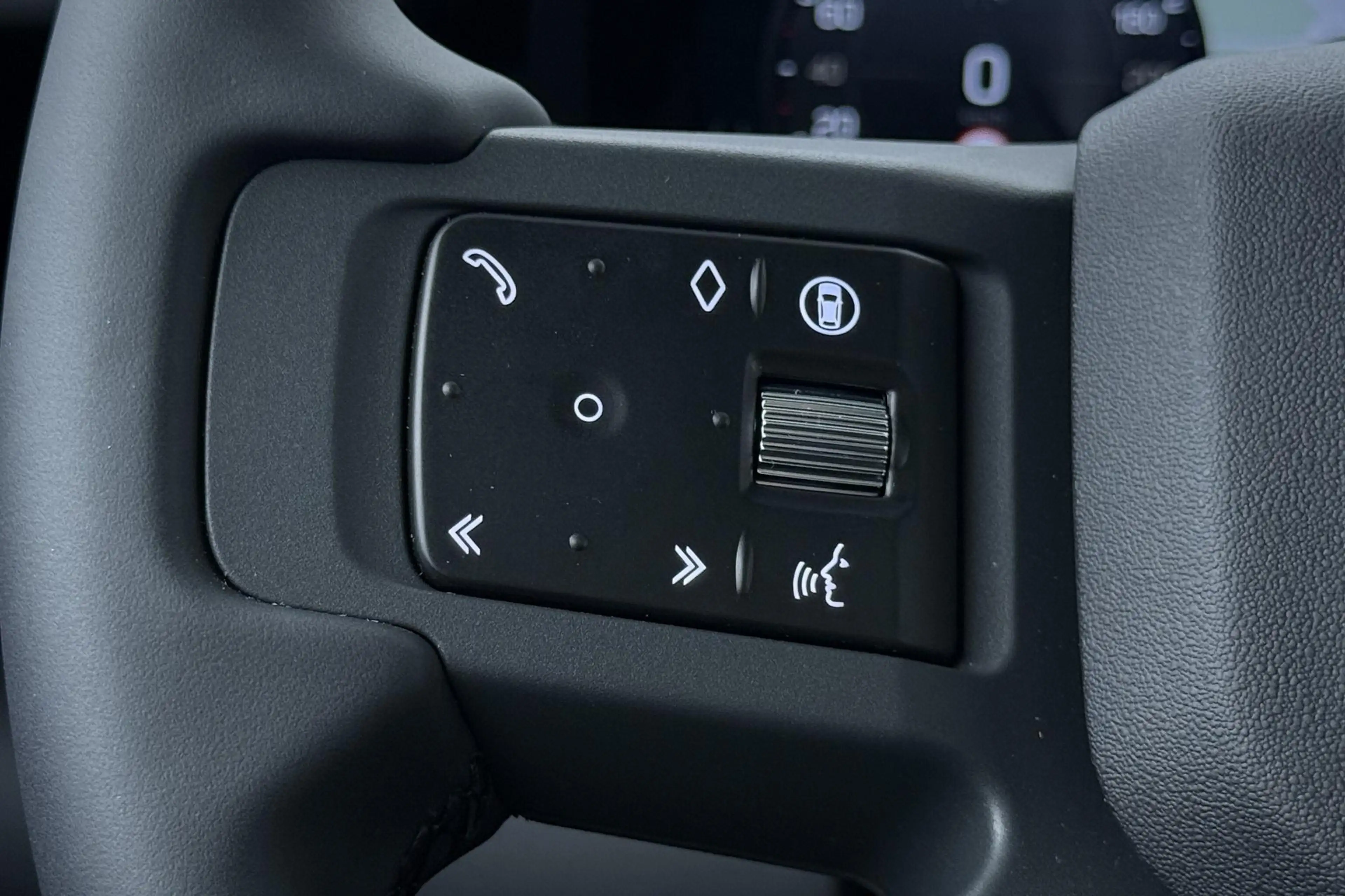 Land Rover Defender 110 P300e X-Dynamic SE | Luchtvering | ClearSight — photo 38