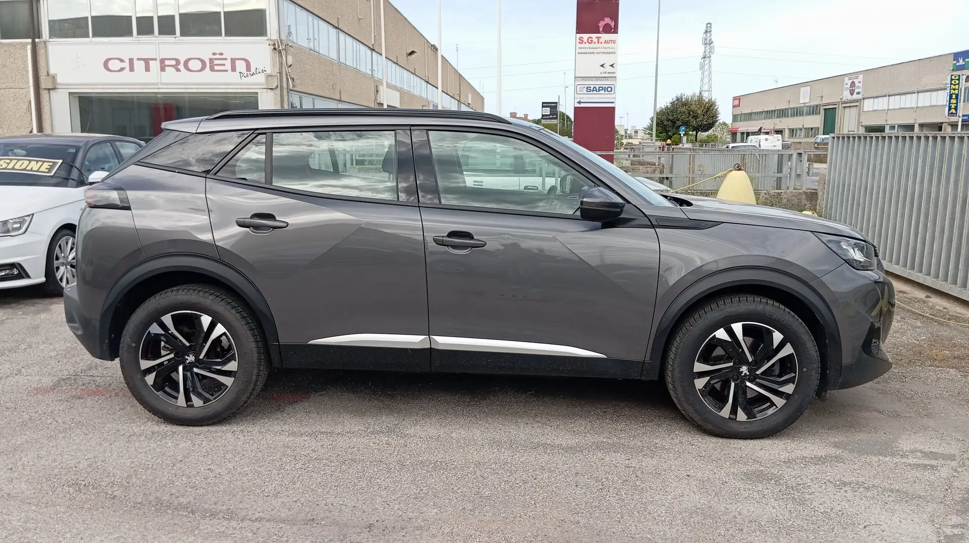 Peugeot 2008 2008 1.5 bluehdi Allure Pack s Grigio - 2