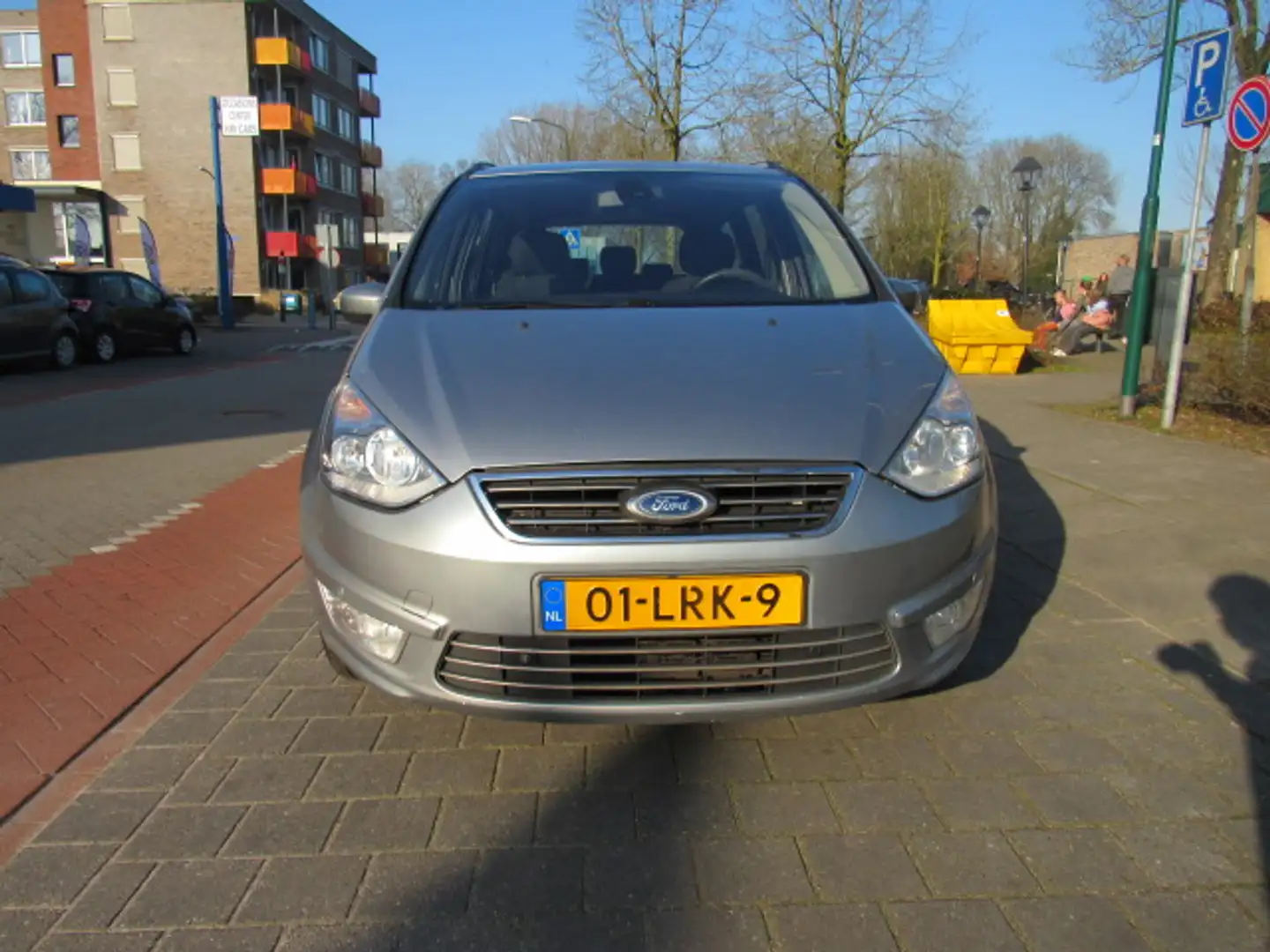 Ford Galaxy 2.0 16V 107KW Titanium 7-Pers Gris - 2