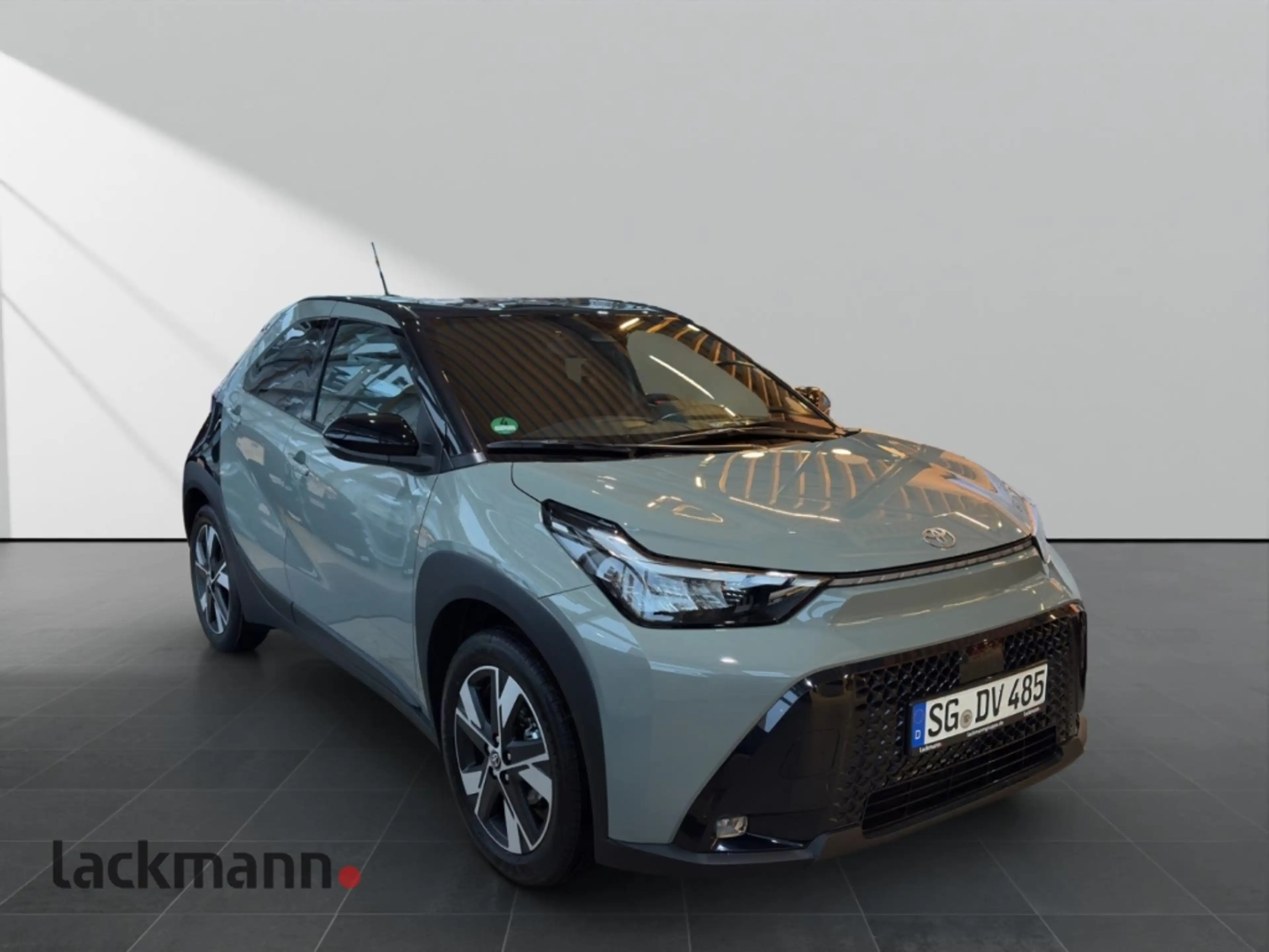 Toyota Aygo X 1,5 Hybrid 5-Türer Teamplayer*CarPlay* — photo 3