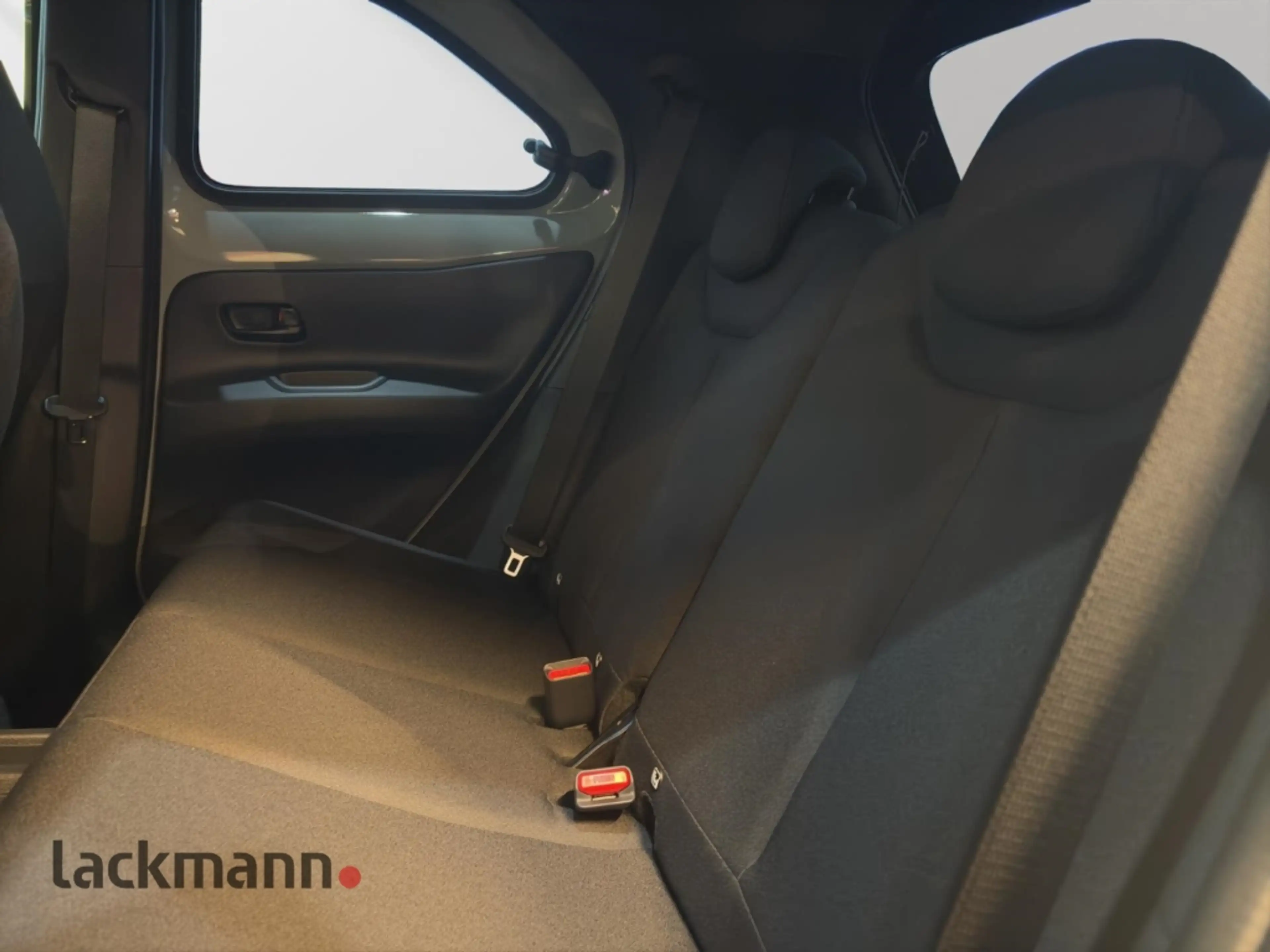 Toyota Aygo X 1,5 Hybrid 5-Türer Teamplayer*CarPlay* — photo 9