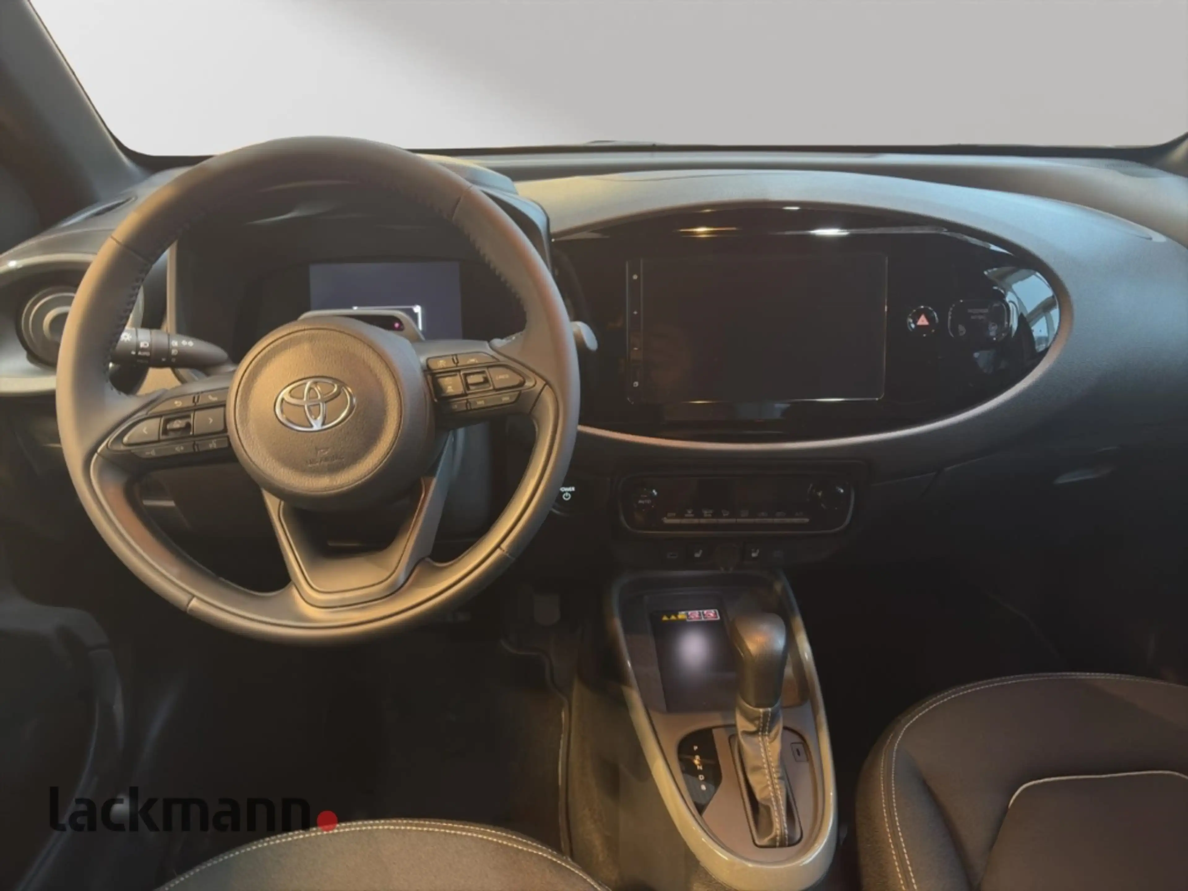Toyota Aygo X 1,5 Hybrid 5-Türer Teamplayer*CarPlay* — photo 10