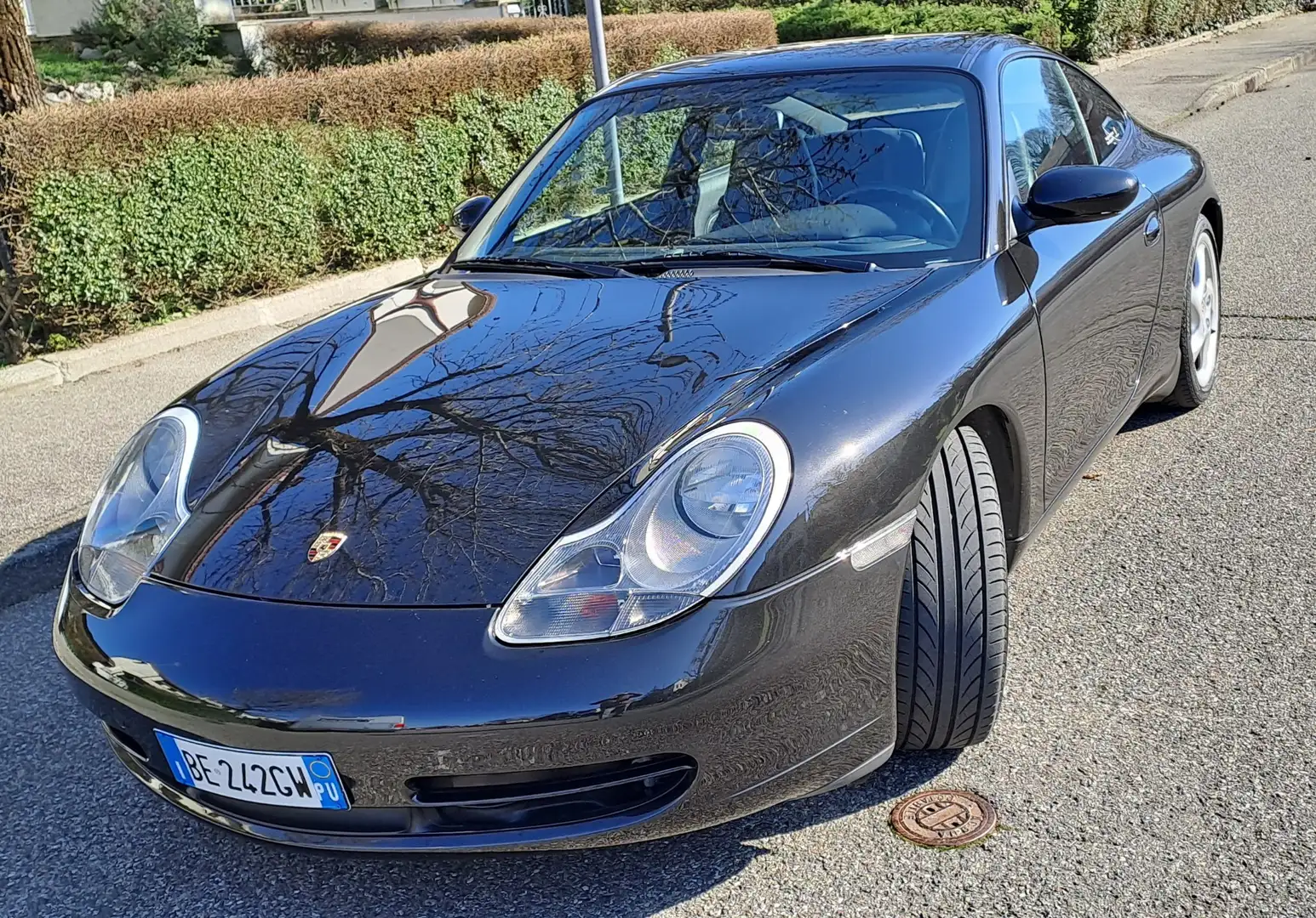 Porsche 996 911 Coupe 3.4 Carrera 4 - 1