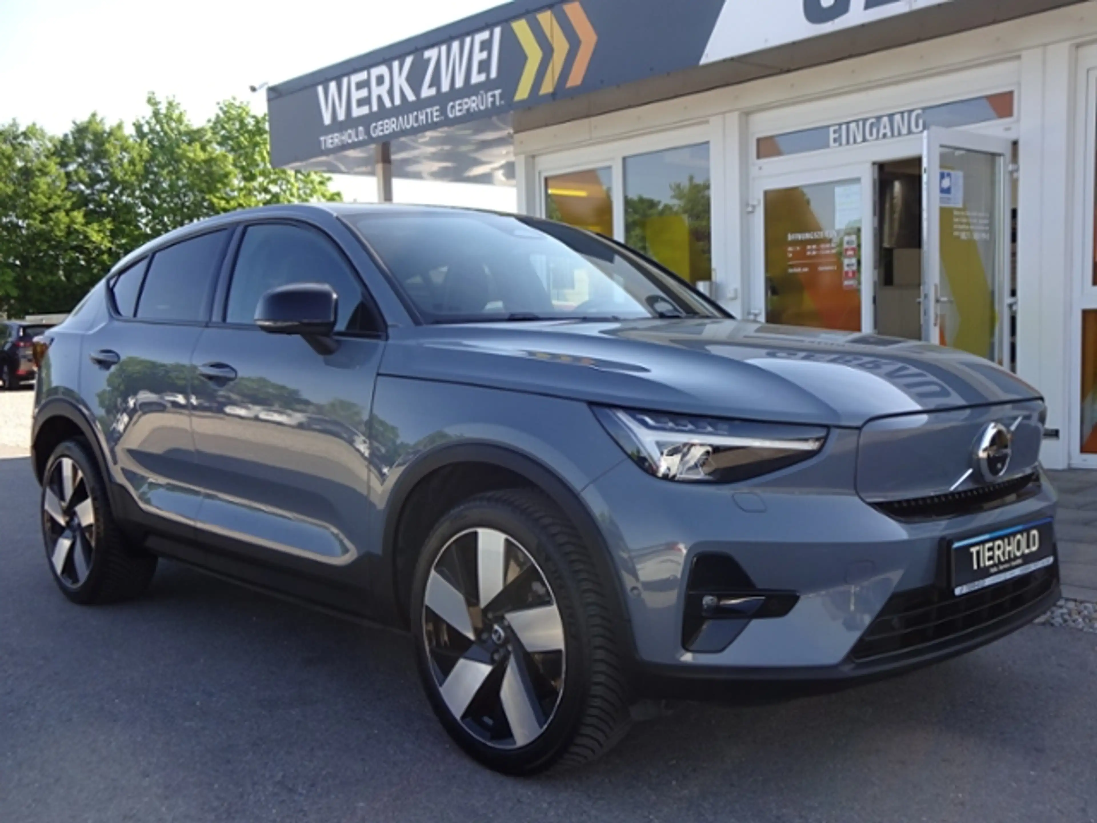 Volvo C40 P8 Ultimate Pure Electric Twin Engin AWD ACC — photo 9