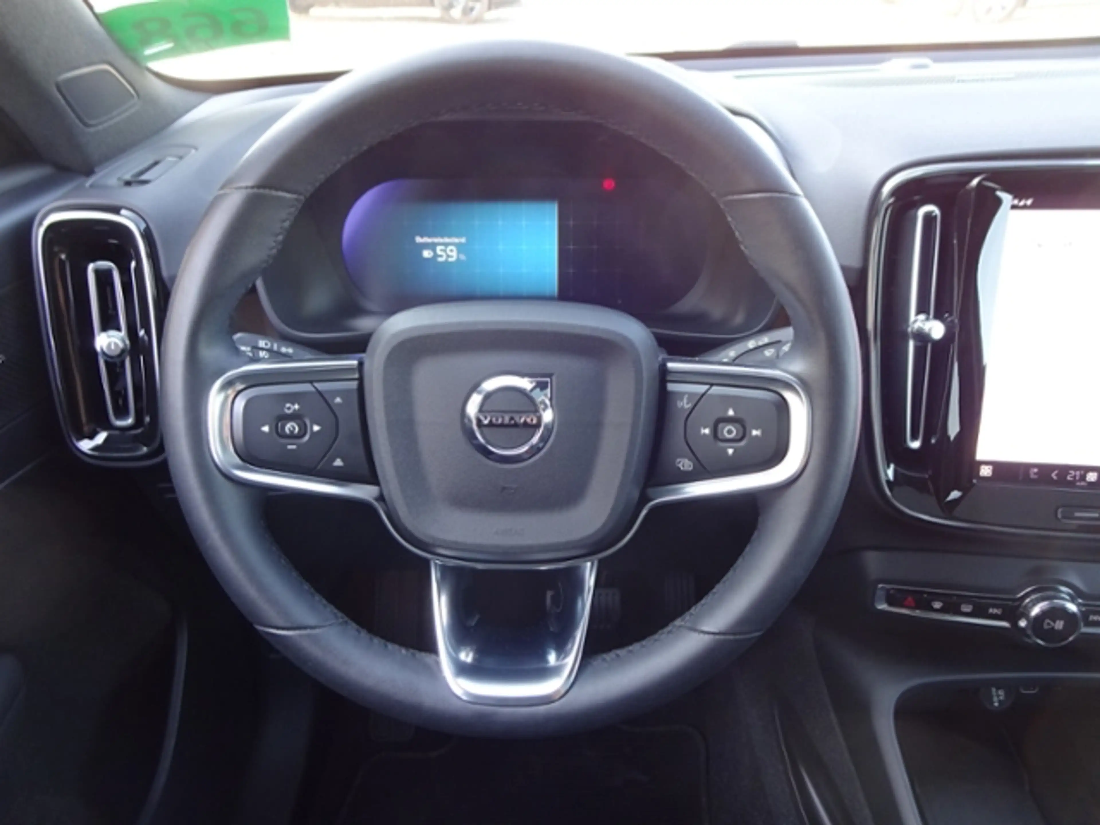 Volvo C40 P8 Ultimate Pure Electric Twin Engin AWD ACC — photo 13