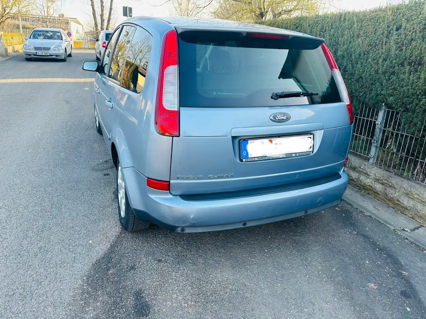 Ford C-Max Focus C-Max 1.6 Fun X Royal Spezifikationen Azul - 2