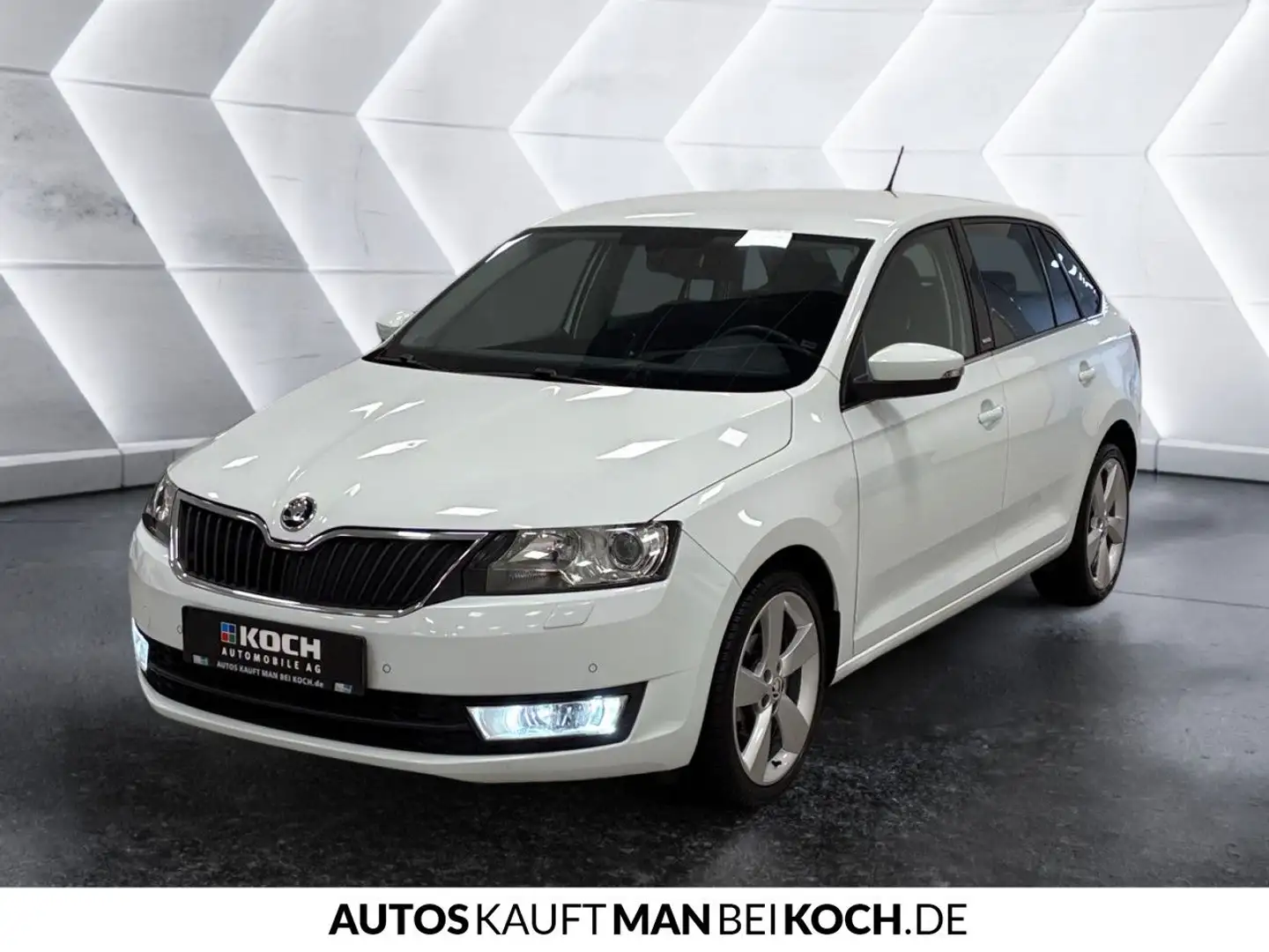 Skoda Rapid/Spaceback Rapid Spaceback 1.2l TSI XENON SMART 2xPDC AHK Weiß - 2