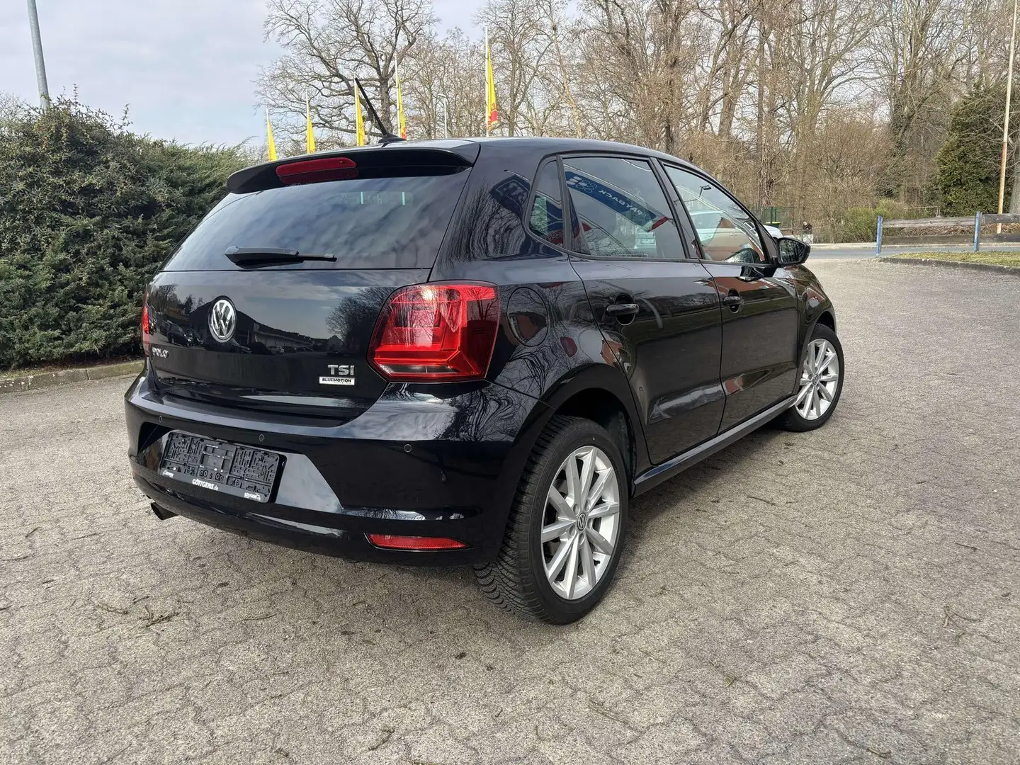 Volkswagen Polo Original BMT/S *Automatik*Leder*5 Türig* Schwarz - 2