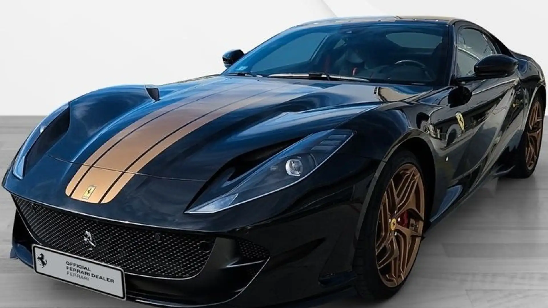 Ferrari 812 Superfast Negro - 1