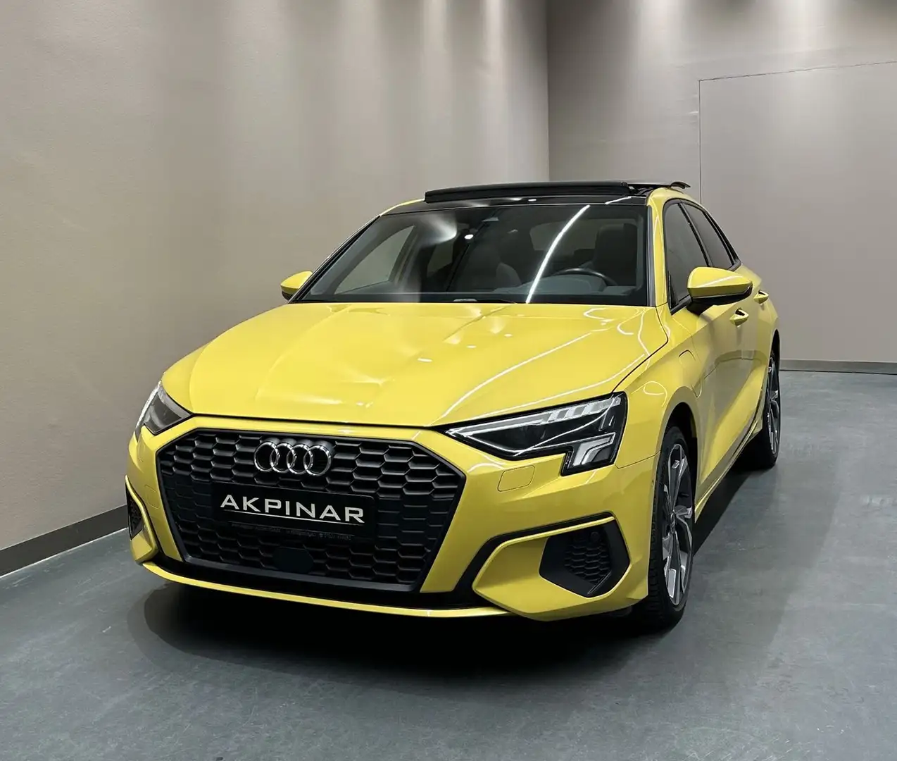 Audi A3 Sportback 40 TFSI e S-Tronic **1. HAND*PANO** Gelb - 2