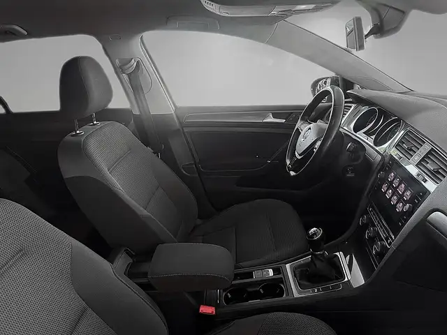 Volkswagen Golf view 8