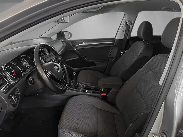 Volkswagen Golf view 7