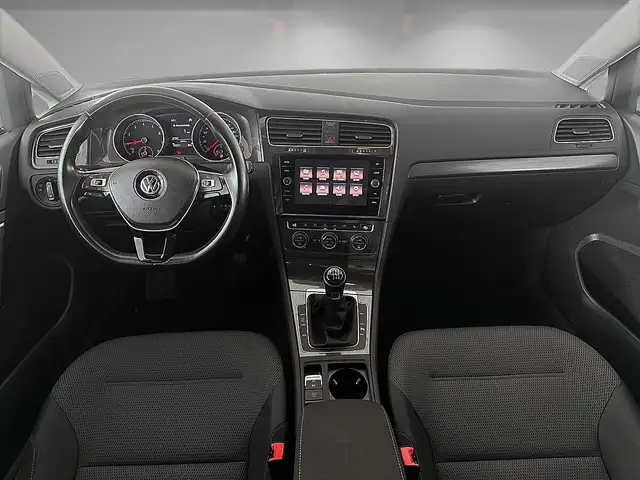 Volkswagen Golf view 9