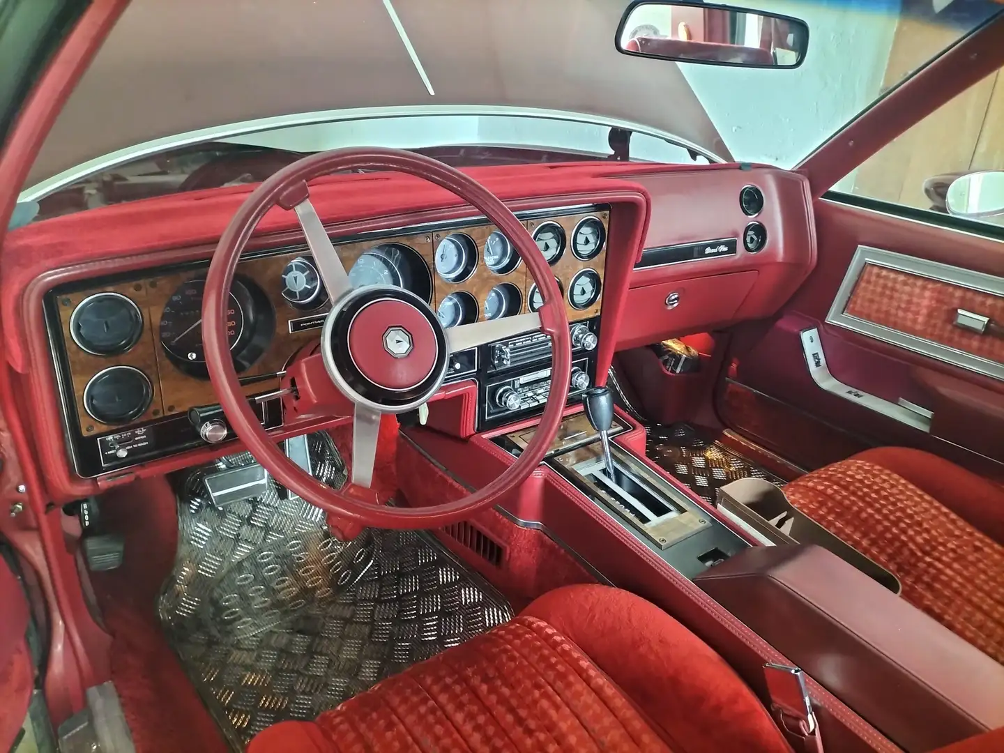 Pontiac Grand-Prix LJ - TÜV /ASU - Neu - 30.09.28 Bronze - 1